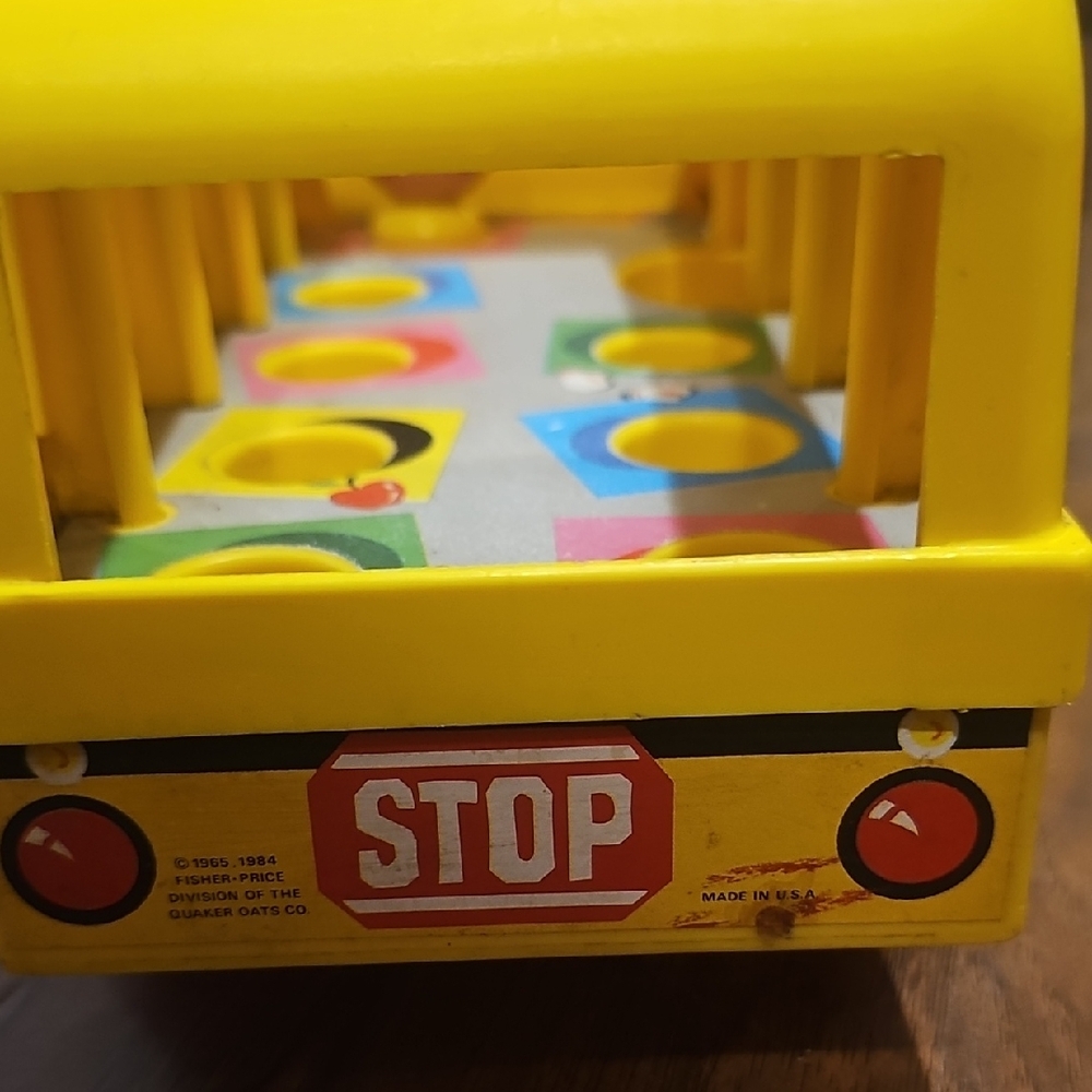Fisher-Price Bright Yellow School Bus - Picture 6 of 9